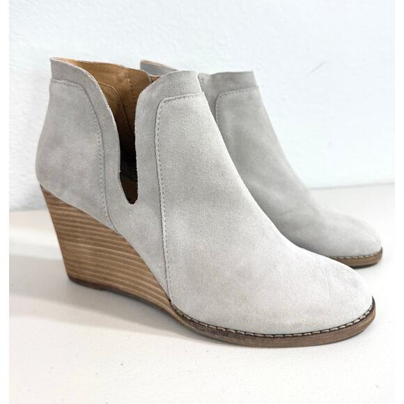 Lucky Brand Yabba Suede Leather Wedge Bootie Taupe Gray Size 9.5 NWOB - Picture 2 of 11